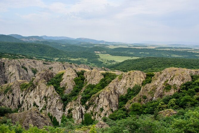 1 day hiking in Birtvisi Canyon from Tbilisi - Deda-tsikhe and Sheupovari fortress