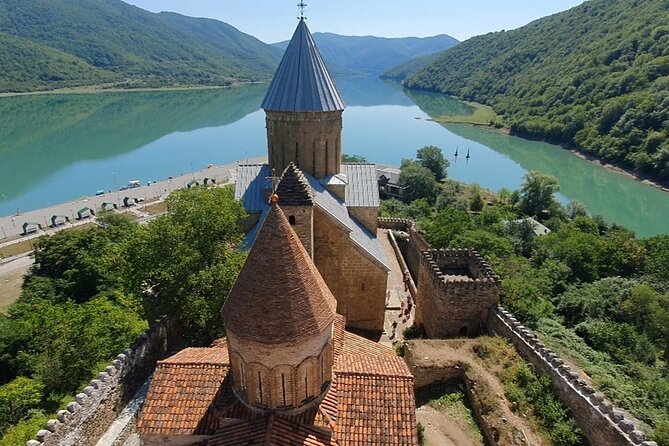 2-Day Kazbegi Tour: Adventure in the Caucasus Mountains - Svetitskhoveli Cathedral and Two Hours in Mtskheta