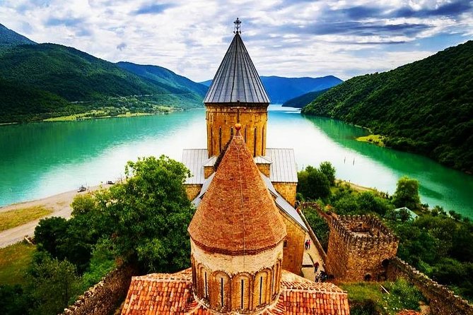 2 Days Trip to Kazbegi (Overnight in Juta / Stepantsminda / Gudauri) - What the $149 price really covers