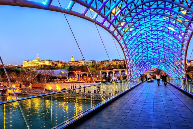 3 days tour package-Short break holiday in Georgia - Metekhi, sulfur baths, and the city’s oldest quarter