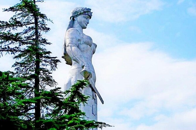 3 Hour Walking Tour in Tbilisi - Spending an hour in the botanical garden