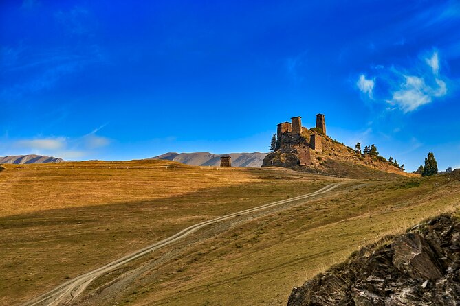 4 Days 3 Nights Tour to Tusheti with Hiikes - Day two: Dartlo and the villages above it