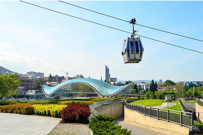 4 Group Tours Including Airport Transfers - Group size, pace and who should book