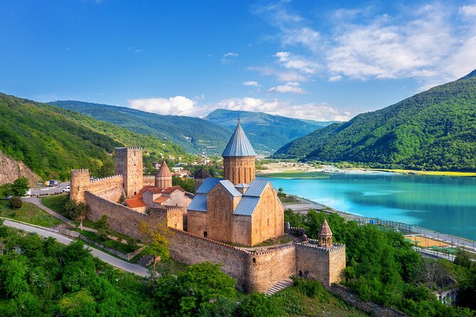 A 6-Day Private Expedition into Rich Heritage - The Georgian Military Highway and Gergeti’s high church
