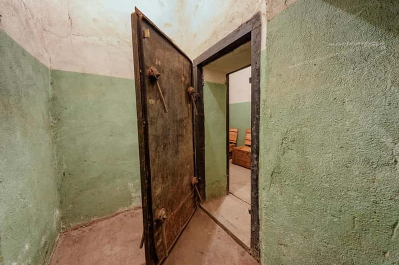A Journey Through Abandoned Wonders - Tbilisi Urbex Tour - Why this tour changes the way you see Tbilisi