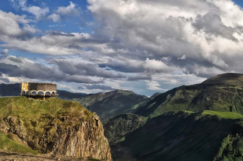 Ananuri, Gudauri, and Kazbegi Private Tour - Walking Through Ananuri Fortress