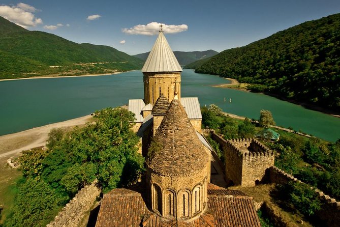 Ananuri-Gudauri-Kazbegi Full Day - The guide can shape the whole day