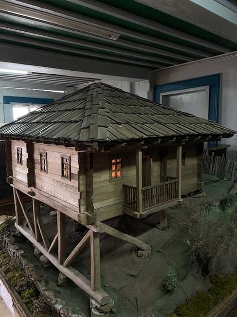 Batumi: Makhuntseti, Machakheta, & Mirveti Tour with Lunch - The walk to Mirveti Waterfall