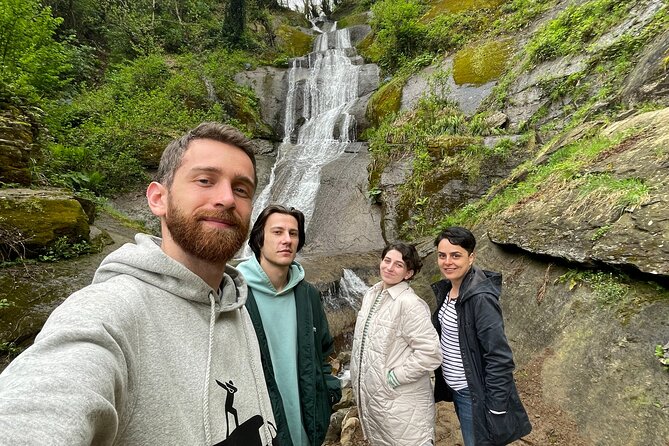 Batumi, Waterfalls & Folklore - A Group Tour from Kutaisi - A two-hour family lunch in Zeda Chkhutuneti