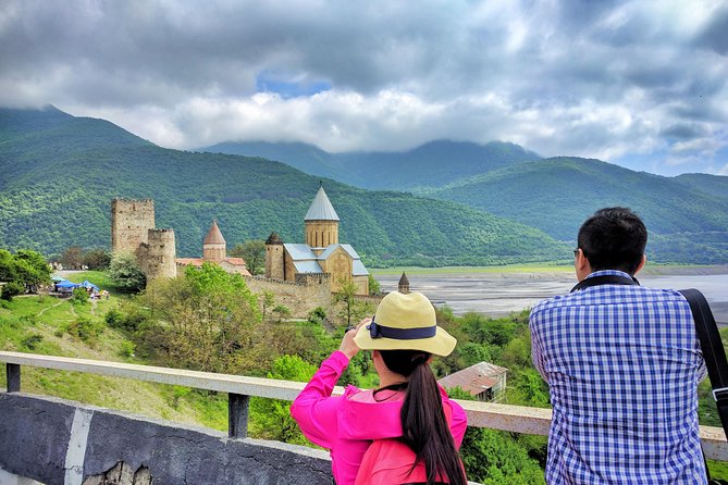 Best of Georgia - 3 or 4 days private tour with transfers and guide - The Georgian Military Highway to Kazbegi