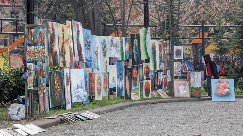 Beyond the Old City: Tbilisi's Hidden Gems Walking Tour - Key things to know before you go