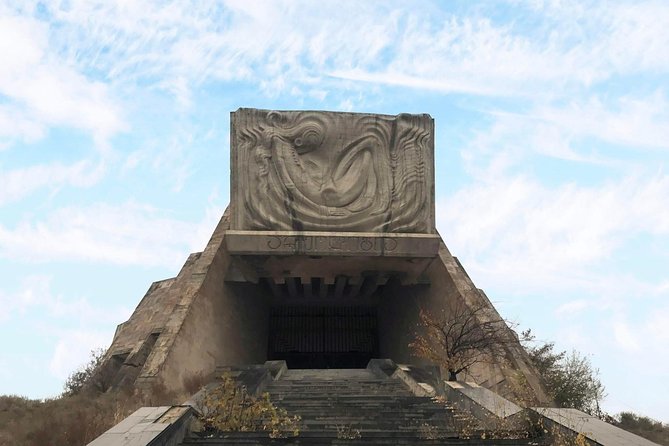 Brutal Tbilisi: Urban exploration and untold stories - The former archaeology museum, an eerie change of mood