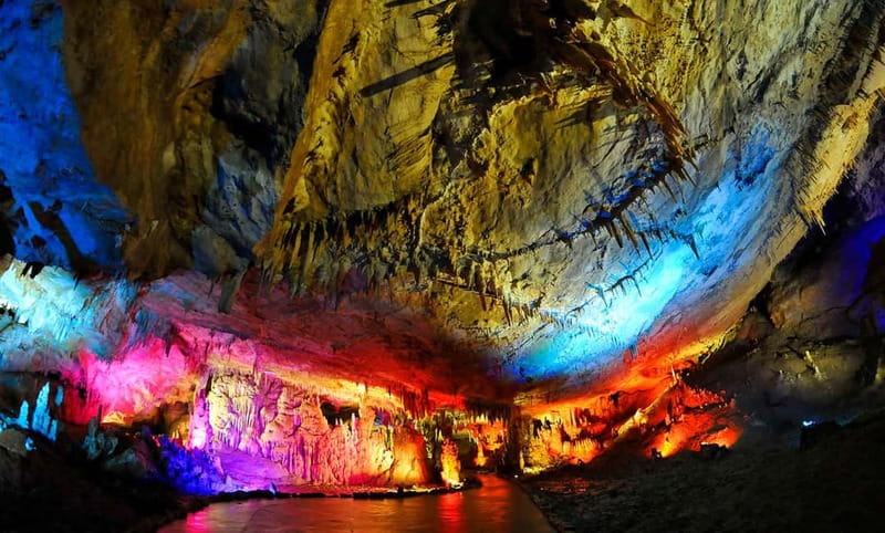 Canyons and Cave tour from Kutaisi - Martvili Canyon: emerald water and a final boat ride