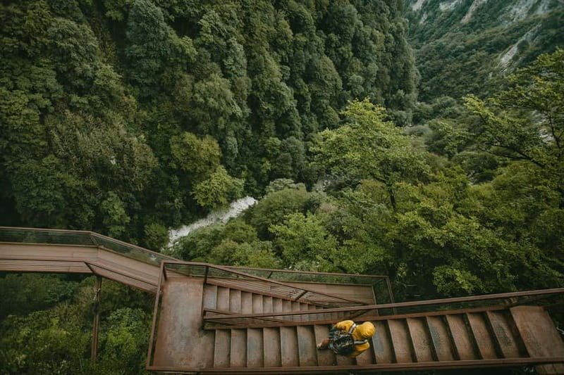 Canyons and Cave tour from Kutaisi - Who should book this tour?