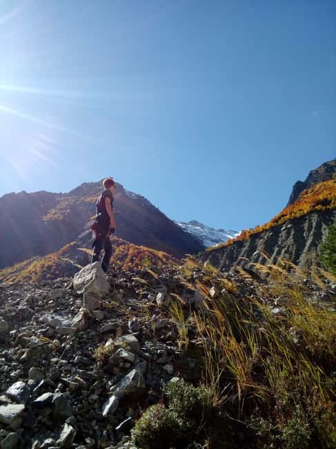 Chalaadi Glacier tour - Two hours beside a glacier-fed river