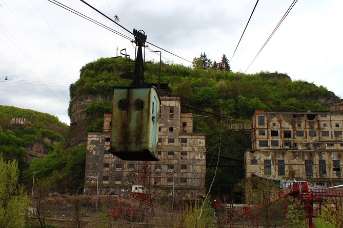 Chiatura. Soviet Past in the present. + Katskhi pillar - Key points to know before booking