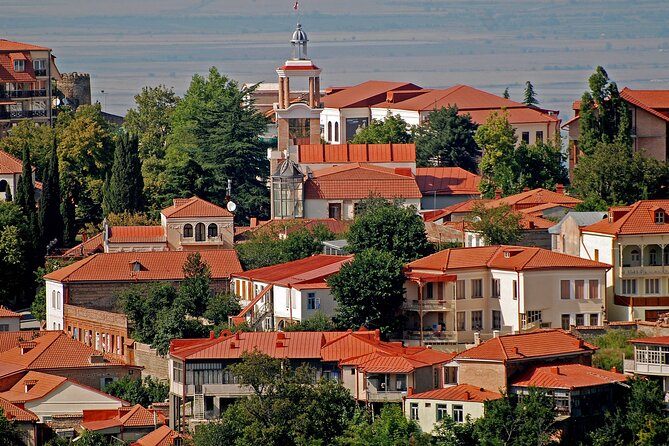City of Love Sighnaghi, Kindzmarauli Corporation, Wine tasting - Transport, group size, and the long day
