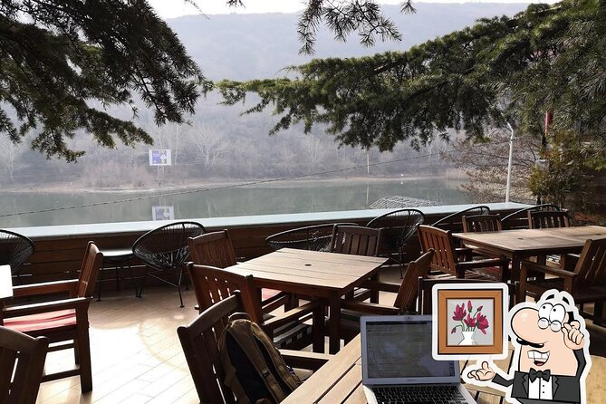 City tour in Tbilisi by car - Tbilisi Zoo: A Family-Friendly Pause