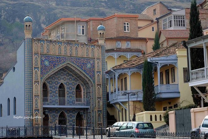 Classic Tbilisi Walking Tour - Meeting at Freedom Square at 10:00 am