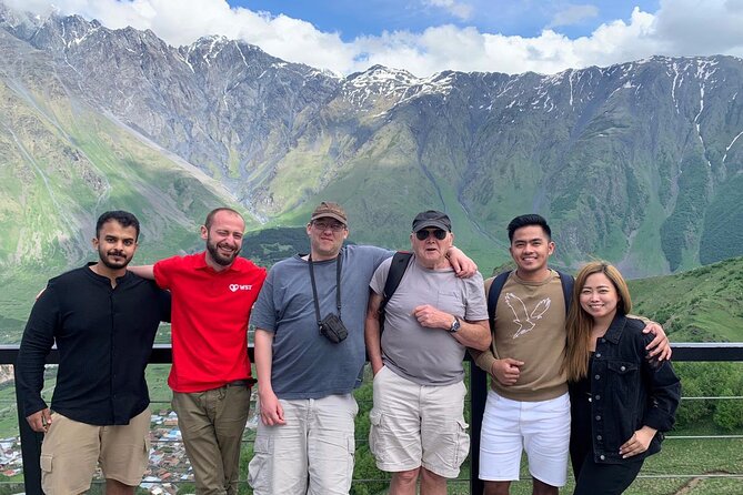 Day tour to mountains Jinvali lake, Ananuri, Kazbegi, Arch friendship - Guides, commentary, and the human side of the trip