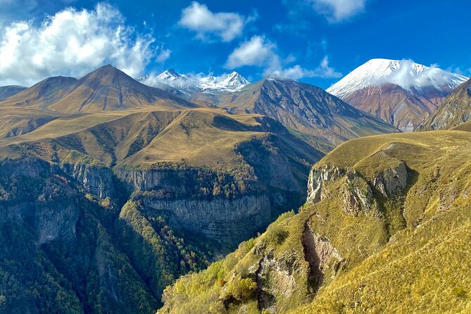 Day Trip to Kazbegi and Gudauri - Ananuri Fortress brings Georgia’s past to life