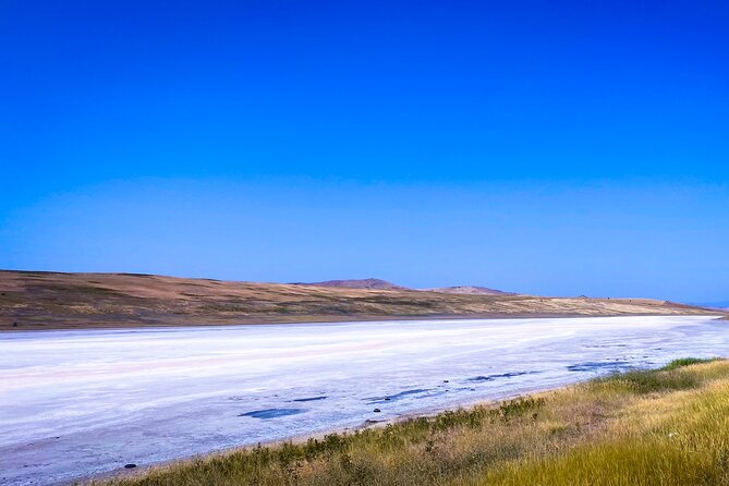 Day Trip to Rainbow Mountains and David Gareja - Crossing Udabno’s Georgian semidesert