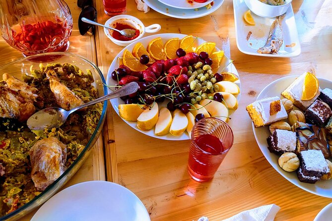 Day Walking Tour/Vashlovani Prot.Area(Eagle Gorge), min 2 persons - Traditional bread and wine near Khornabuji Way