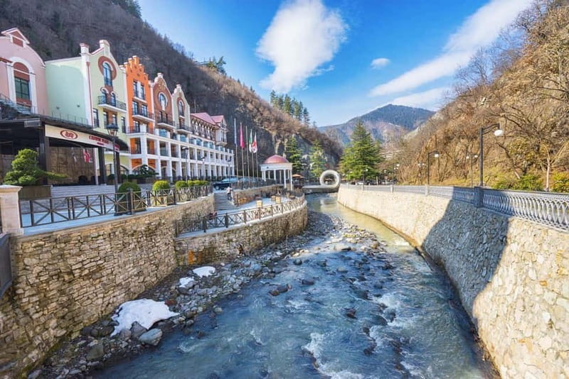 From Tbilisi: Borjomi, Rabati, and Vardzia Guided Day Trip - Rabati Fortress: A Border Town in Stone