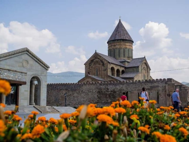 From Tbilisi: Jvari Monastery, Uplistsikhe & Mtskheta Tour - Jvari Monastery above two rivers