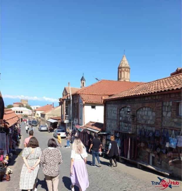 From Tbilisi: Kakheti Day Trip with Wine Tasting - Badiauri brings bread and cheese to the table