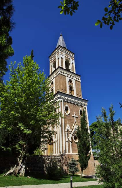 From Tbilisi: Kakheti Wine Region Tour with 9 Wine Tastings - Who should book this tour?