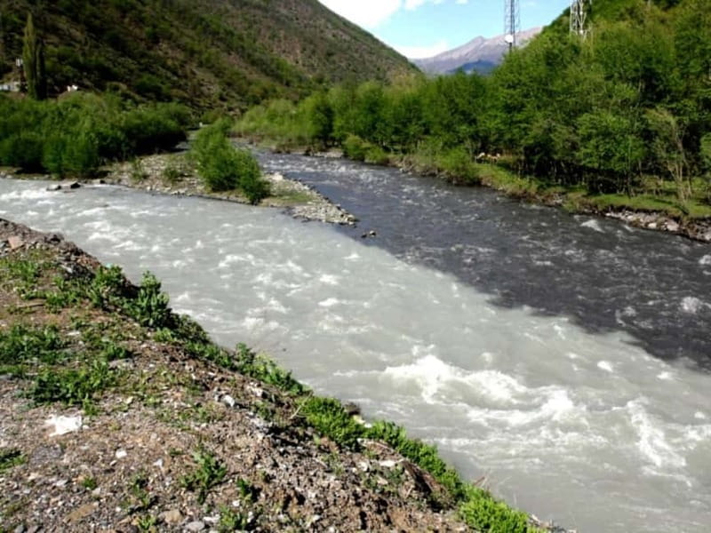 From Tbilisi: Kazbegi, Gudauri & Gergeti Group Day Tour - Gudauri and the Friendship Monument