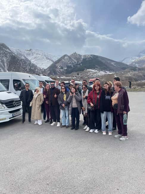 From Tbilisi: Kazbegi, Gudauri & Gergeti Group Day Tour - The optional 4x4 ride to Gergeti Trinity Church