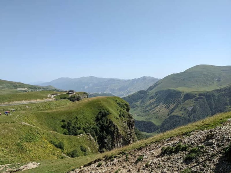 From Tbilisi: Kazbegi Tour - Zhinvali - Ananuri - Gudauri - The high road toward Stepantsminda