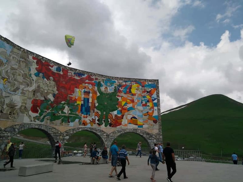 From Tbilisi: Kazbegi Tour - Zhinvali - Ananuri - Gudauri - What the guides add to the experience