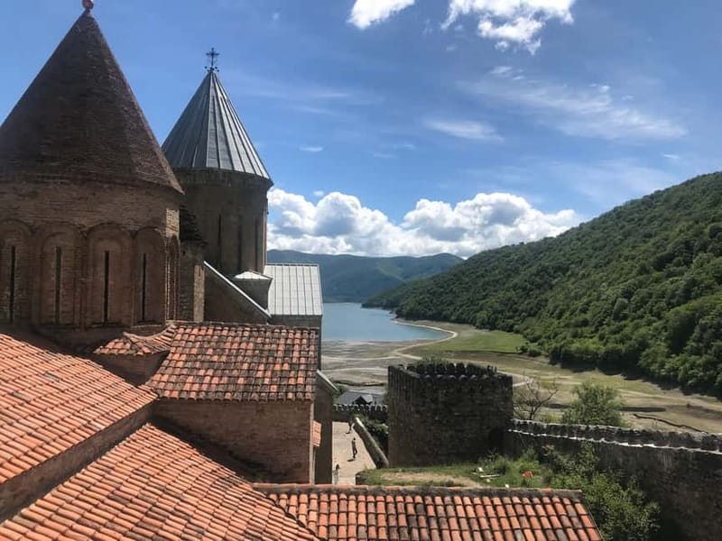 From Tbilisi: Kazbegi Tour - Zhinvali - Ananuri - Gudauri - What to bring and how to prepare
