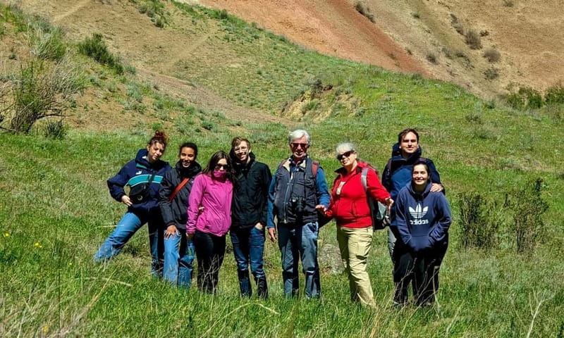From Tbilisi: Rainbow Mountain & David Gareja Monastery Trip - Guides who make the short day count
