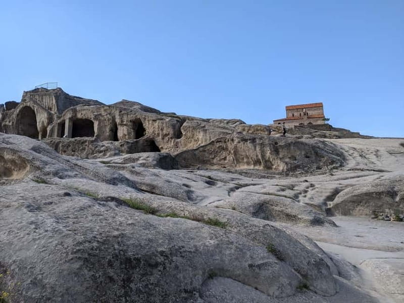 From Tbilisi: Uplistsikhe Caves and Mtskheta Town Day tour - Uplistsikhe, Georgia’s city carved from rock