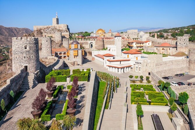 From Tbilisi: Vardzia, Rabati Castle & Borjomi Tour with Guide - The long road between the sights