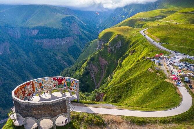 Full day Private Tour in Kazbegi, Gudauri & Ananuri from Tbilisi - Ananuri Fortress and its Aragvi setting