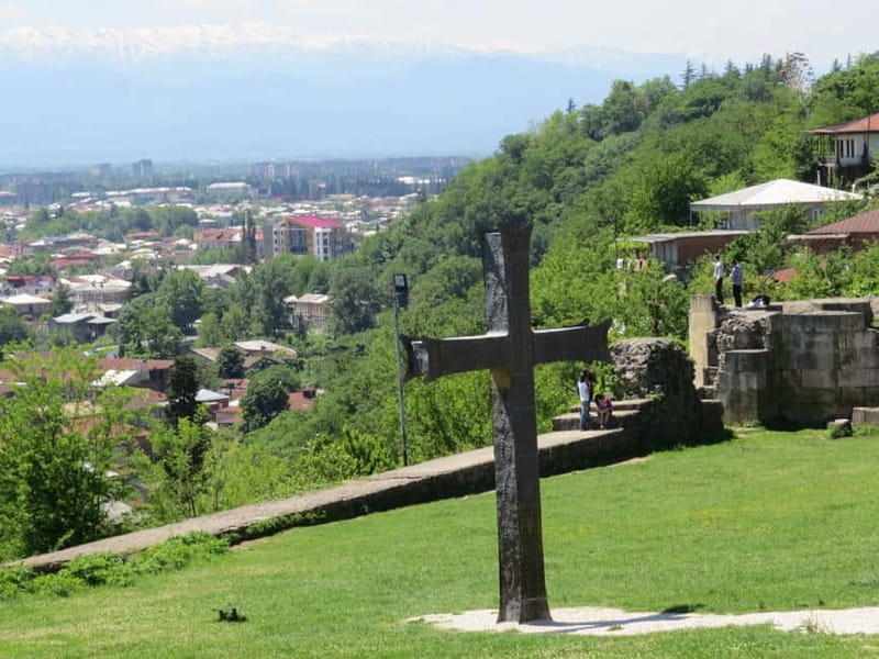 Gelati Momastery, Prometheus Cave, Sanatoriums and winetour - Six reasons this Kutaisi day tour is worth considering