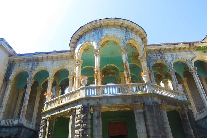 Gelati Momastery, Prometheus Cave, Sanatoriums and winetour - What this $41 day tour actually covers