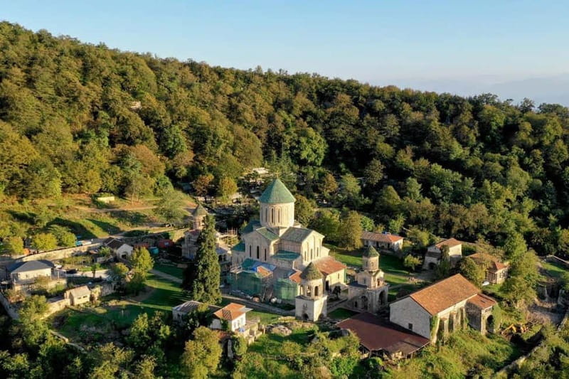 Gelati Monastery, Motsameta Monastery & Bagrati Cathedral - Motsameta Monastery and its mountain setting