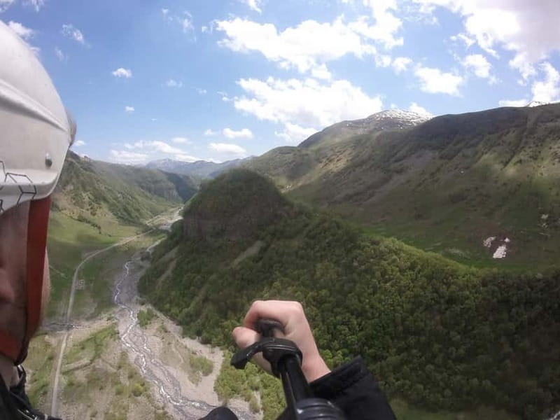 Georgia: Paragliding tandem flight in Gudauri with video - GoPro video and the optional Insta360 upgrade