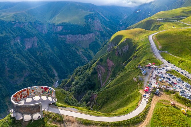 Gudauri-Jinvali-Ananuri Private tour - How the private format affects the day