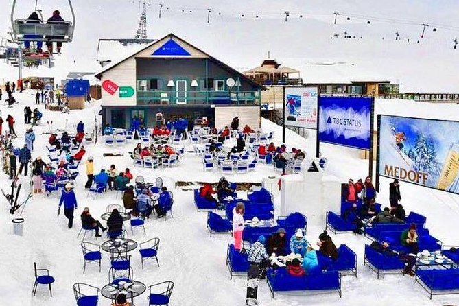 Gudauri ski tour (Group Tour) - Ananuri Fortress and its carved stonework