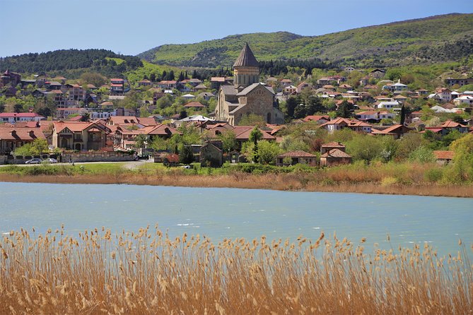 Highlights of Georgia 8 day & 7 night - Day 5: The Georgian Military Road and Gergeti