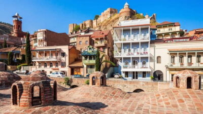 Historical walking tour of Tbilisi