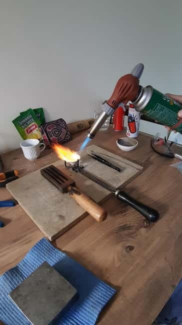 Jewelry master-class - Cutting and forming your chosen design