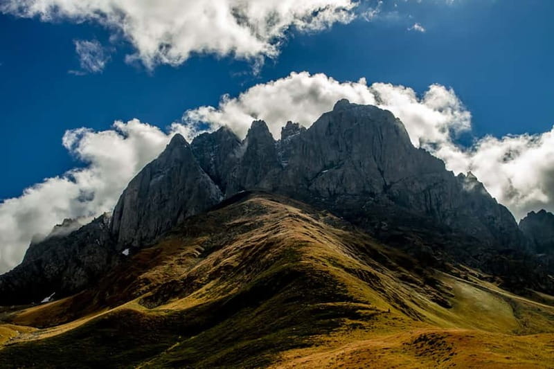 Juta: One Day Trip Hiking Towards Chaukhi Mountains - What the Chaukhi walk is really like